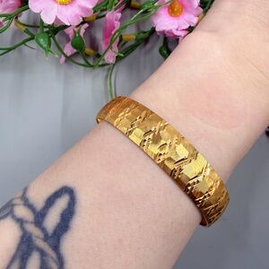 Vintage Gold Plated Textured Bangle Bracelet